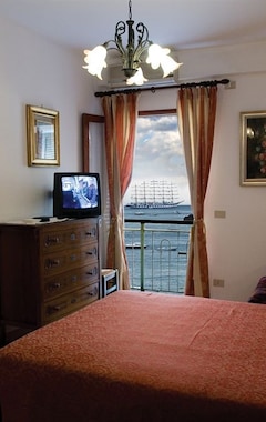 Hotelli La Riva (Giardini-Naxos, Italia)