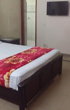 Hotel New Pakeeza (Lahore, Paquistán)
