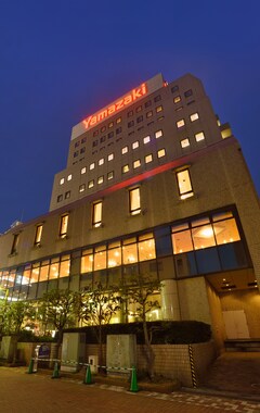 Hotelli Yamazaki Seipan Pension Fund Hall (Ichikawa, Japani)