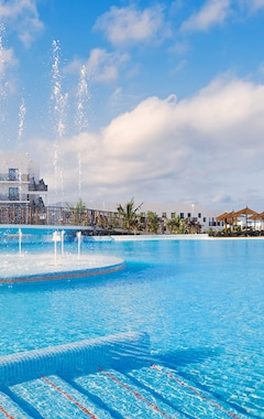 Lomakeskus Meliá Dunas Beach Resort & Spa - All Inclusive (Santa Maria, Cape Verde)