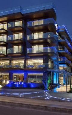Hotel Doubletree By Hilton Kusadasi (Kusadasi, Tyrkiet)