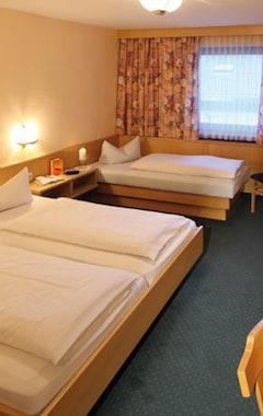 Hotelli Jagerwirt Landgasthof (Volders, Itävalta)