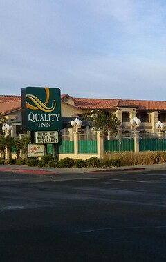 Hotel Quality Inn Near China Lake Naval Station - (Ridgecrest, USA)