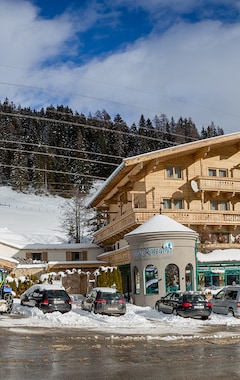 Hotelli Mountainclub Hotel Ronach (Wald-Königsleiten, Itävalta)