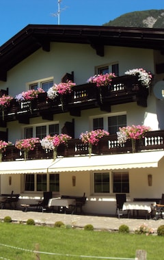 Hotel Apart Bergheim (Pertisau, Austria)