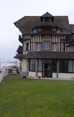 Hotelli Castellamare (Villers-sur-Mer, Ranska)