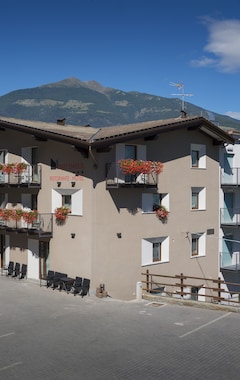 Hotelli Monte Emilius (Charvensod, Italia)