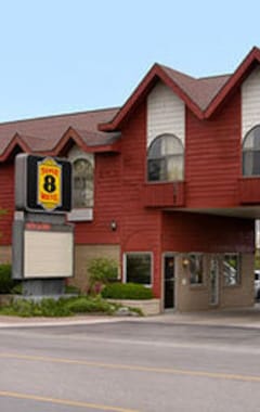 Motel Super 8 by Wyndham Bridgeview of Mackinaw City (Mackinaw City, EE. UU.)