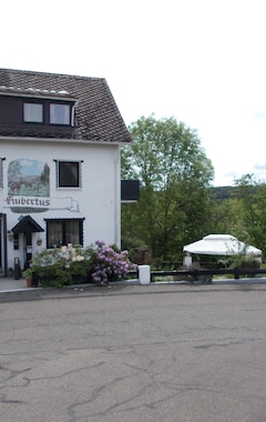 Hotelli Pension Hubertus (Oberraden, Saksa)