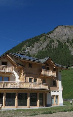Hotelli Ecohotel Chalet des Alpes (Livigno, Italia)