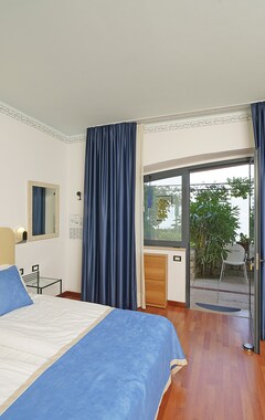Hotel Villa Carlotta (Torri del Benaco, Italia)