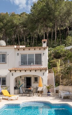 Koko talo/asunto Hillside Villa With Private Pool And Stunning Views (Moraira, Espanja)