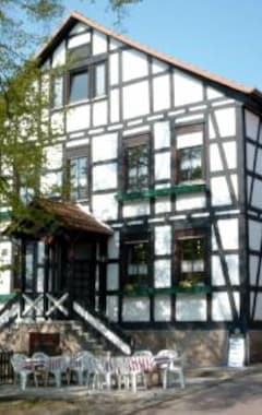 AdiHotels Linde & Haus Gombert (Knüllwald, Tyskland)