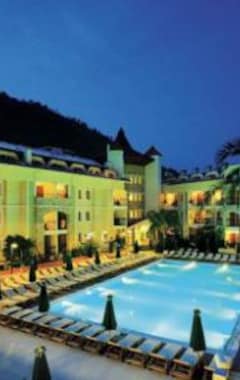 Hotel Julian Forest Suites (Icmeler, Turquía)
