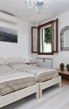 Bed & Breakfast Ca' Del Pomo Grana' Al Roman (Murano, Italia)