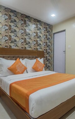 Hotel OYO 9996 Arton Suites (Bombay, India)