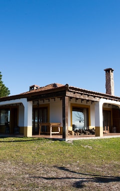 Casa rural Eco-Lodge En La Reserva Privada Campanarios De Azaba - Proyecto De Conservacion (Espeja, Spain)
