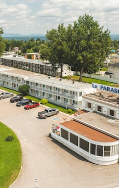 Majatalo Auberge Le Parasol (Arr. Chicoutimi, Kanada)