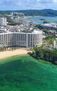 Hotel Monterey Okinawa Spa and Resort (Onna, Japón)