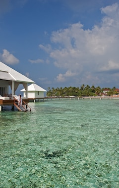 Lomakeskus Diamonds Athuruga Beach & Water Villas (Etelä-Ari Atoll, Malediivit)