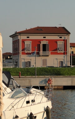 Pensión Villino Ermione (Marina di Pisa, Italia)
