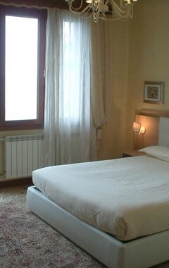 Hotel Oasis Lagoon & Residence (Venecia, Italia)