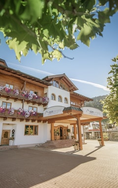 Hotelli Alpines Gourmet Hotel Montanara (Flachau, Itävalta)