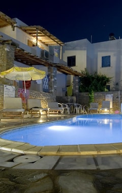 Hotel Siroco's Rooms And Studios (Parikia, Grækenland)