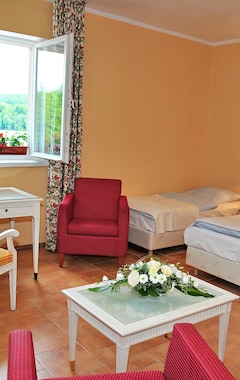 Hotelli Podzamcze - Schlosspension (Polanów, Puola)
