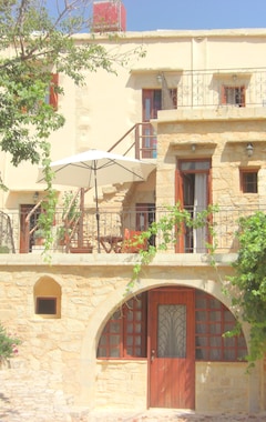Aparthotel Patriko Traditional Stone Houses (Vryses, Grecia)