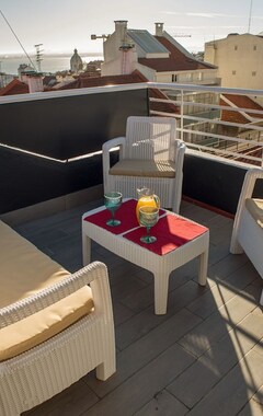 Hotelli Rooftop Terrace- Miradouro Do Monte 61579/al (Lissabon, Portugali)