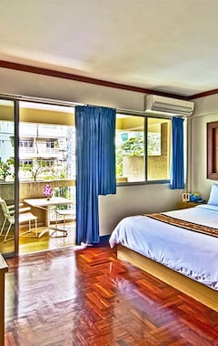 Hotel Stable Lodge - SHA Certified (Bangkok, Thailand)