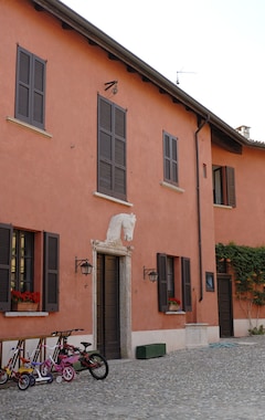 Hotel The Stable House (Casatenovo, Italia)