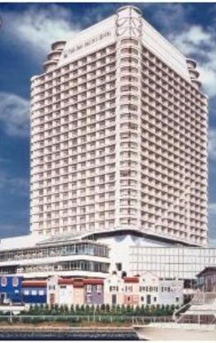 The Yokohama Bay Hotel Tokyu (Yokohama, Japan)