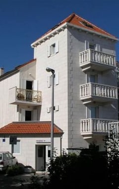 Hotel Villa Supetar (Supetar, Croacia)