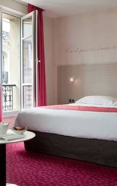 Hotel De Sevigne (París, Francia)