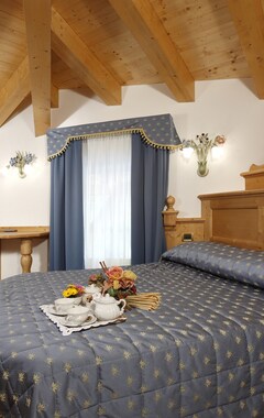 Hotelli Hotel Mountain Resort (Commezzadura, Italia)