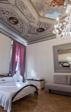 Hotel N4U Guest House (Florencia, Italia)