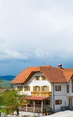Pensión Guest house Domacija Krnc (Žužemberk, Eslovenia)