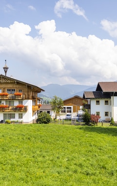 Bed & Breakfast Fingerhof (Flachau, Austria)