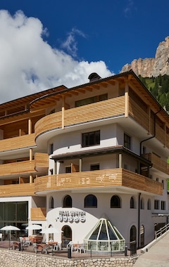 Mountain Hotel Mezdí (Colfosco, Italia)