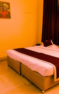 Hotelli KSTDC Hotel Mayura Chalukya, Badami (Badami, Intia)