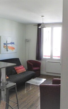 Hele huset/lejligheden Biarritz Les Halles, Downtown Apartment. 4 Pers 200 M Beach, Free Wifi, Garage (Biarritz, Frankrig)