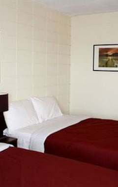 Hotel Empress Inn And Suites By The Falls (Niagara Falls, Canadá)