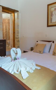 Hotelli Armonia Villa, Unsurpassed Privacy At Picturesque Location, By Thinkvilla (Mylopotamos, Kreikka)