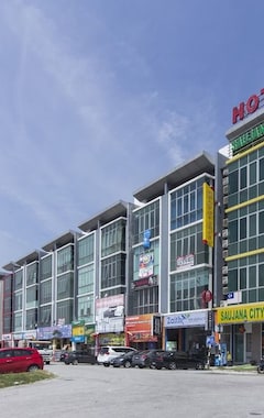 Saujana City  Hotel (Jenjarom, Malasia)