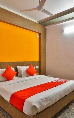 Hotel Ab Apple & Guest House (Mehsana, India)