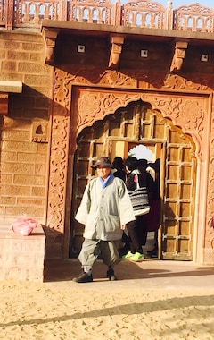 Lomakeskus The Osian Sand Dunes (Jodhpur, Intia)