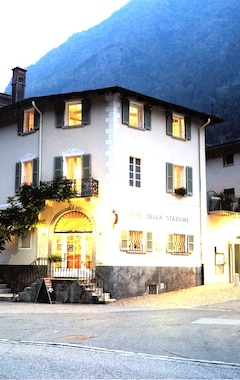 Hotelli Boutique Albergo Stazione (Campocologno, Sveitsi)