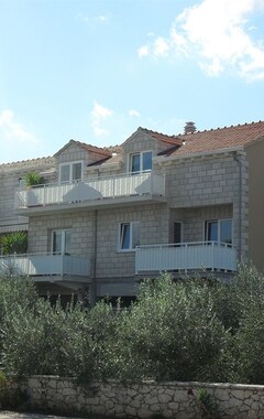 Hotel Apartment in Lumbarda (Kor?ula, capacity 4+1 (Lumbarda, Kroatien)